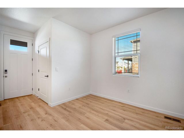 22224 E 6th Pl, Aurora, CO 80018