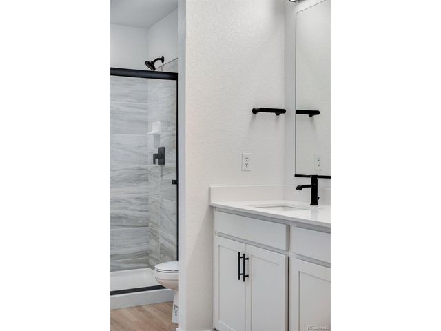 22224 E 6th Pl, Aurora, CO 80018