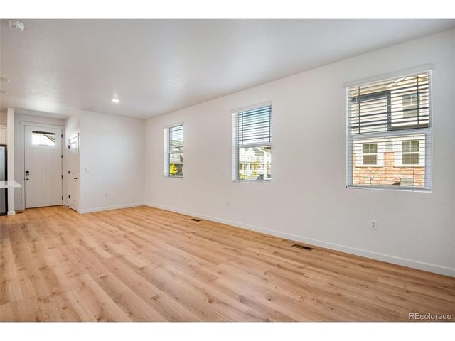 22224 E 6th Pl, Aurora, CO 80018