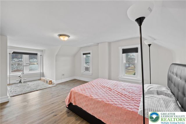 220 East Tioga Street, Allentown City, PA 18103