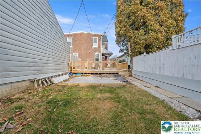 220 East Tioga Street, Allentown City, PA 18103