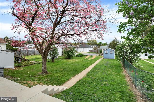 225 S 17TH ST, Camp Hill, PA 17011