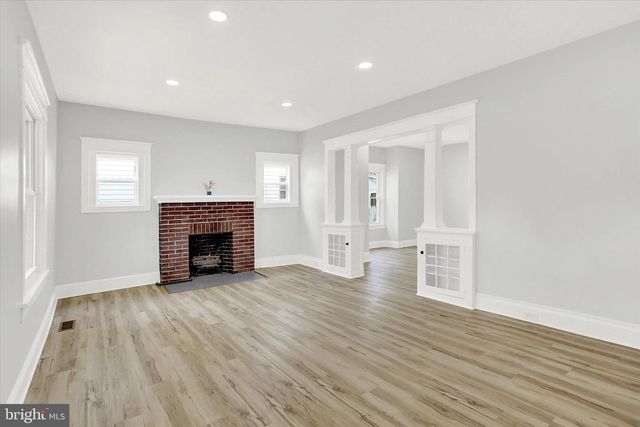 225 S 17TH ST, Camp Hill, PA 17011