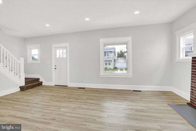 225 S 17TH ST, Camp Hill, PA 17011