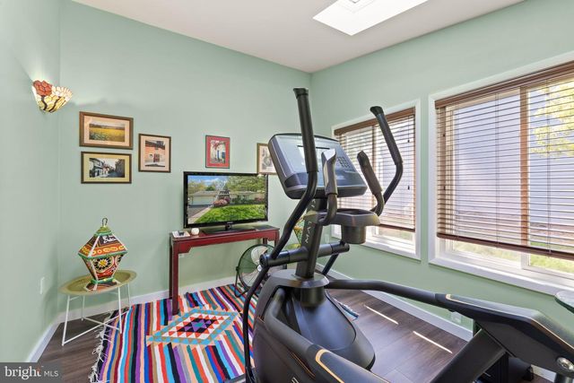 112 HOPELAND LN, Sterling, VA 20164