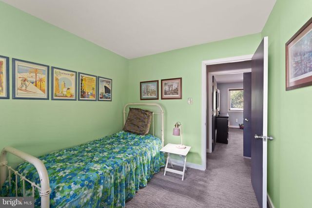 112 HOPELAND LN, Sterling, VA 20164