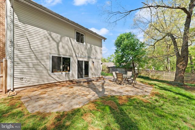 112 HOPELAND LN, Sterling, VA 20164