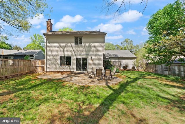 112 HOPELAND LN, Sterling, VA 20164