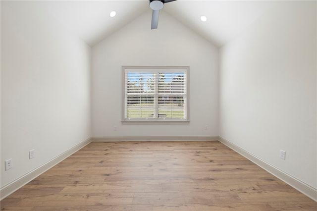 4 Naver Lane, Bella Vista, AR 72715