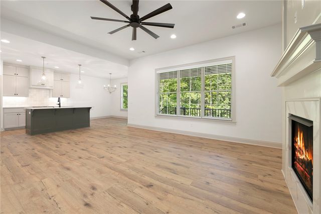 4 Naver Lane, Bella Vista, AR 72715