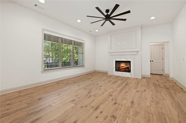 4 Naver Lane, Bella Vista, AR 72715