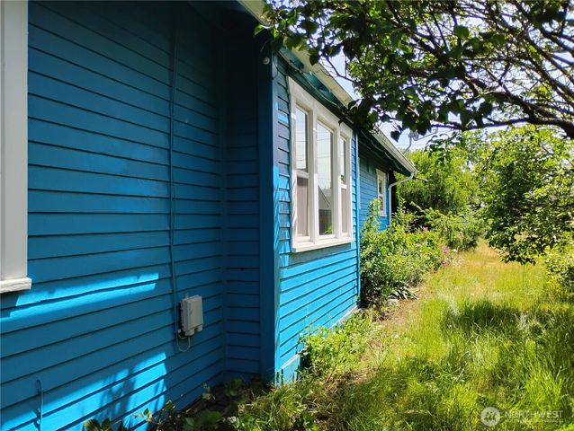 6845 S Clement Avenue, Tacoma, WA 98409