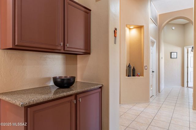 11372 N Twin Spur Court, Oro Valley, AZ 85737