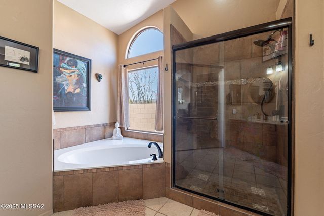 11372 N Twin Spur Court, Oro Valley, AZ 85737