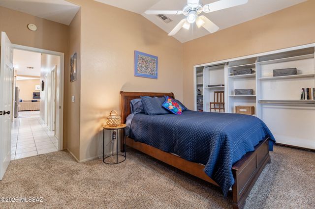 11372 N Twin Spur Court, Oro Valley, AZ 85737
