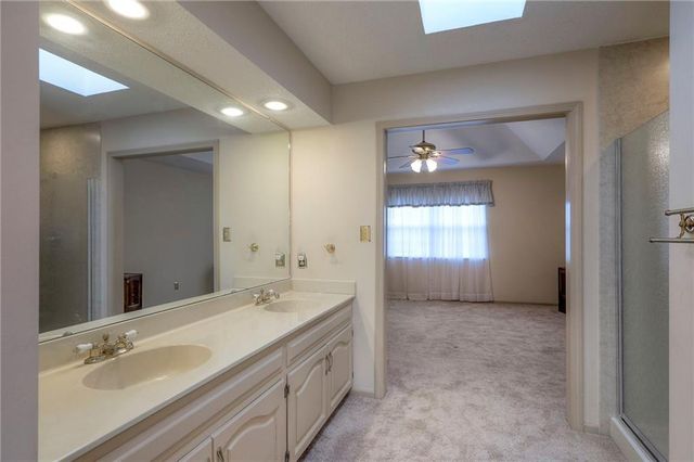 14816 E 33rd Street S, Independence, MO 64055