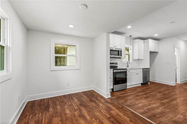 1533 NE 25th Street, Winston-salem, NC 27105