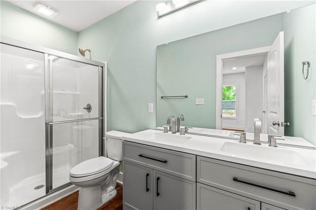1533 NE 25th Street, Winston-salem, NC 27105