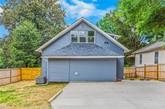 1533 NE 25th Street, Winston-salem, NC 27105