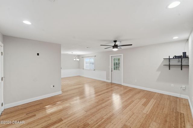 332 Shadydale Court, Deltona, FL 32738
