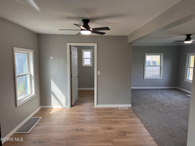 611 W Jackson Street, West Unity, OH 43570