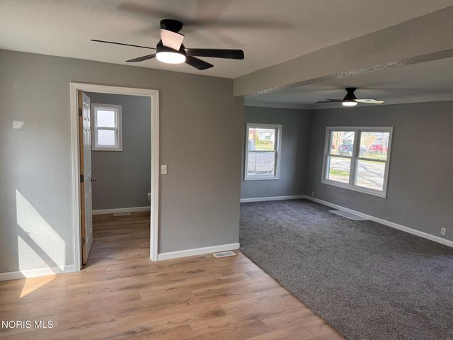 611 W Jackson Street, West Unity, OH 43570