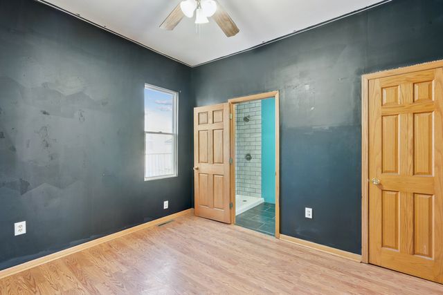 1315 Pershing Boulevard, Clinton, IA 52732