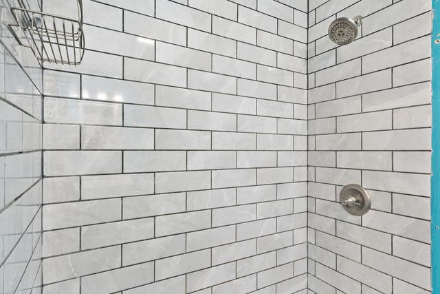 1315 Pershing Boulevard, Clinton, IA 52732