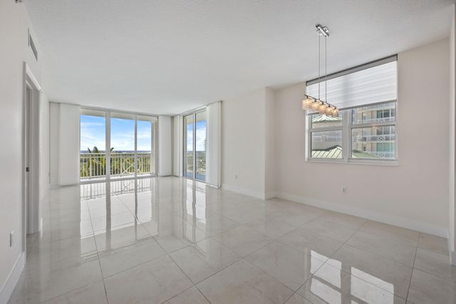 450 N Federal Highway 905, Boynton Beach, FL 33435