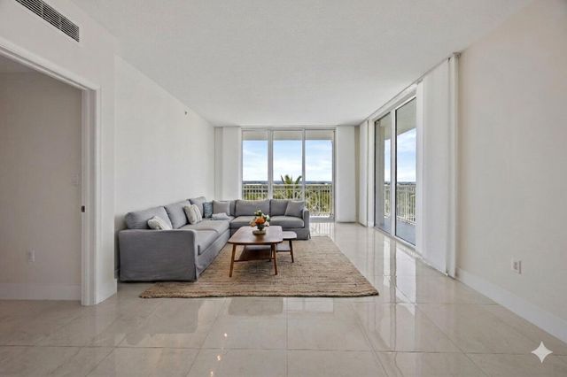 450 N Federal Highway 905, Boynton Beach, FL 33435