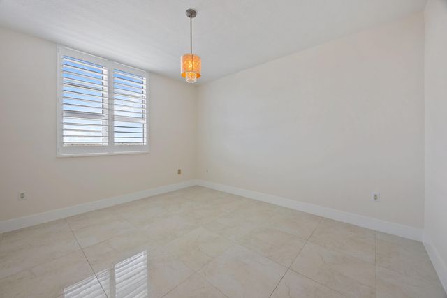 450 N Federal Highway 905, Boynton Beach, FL 33435