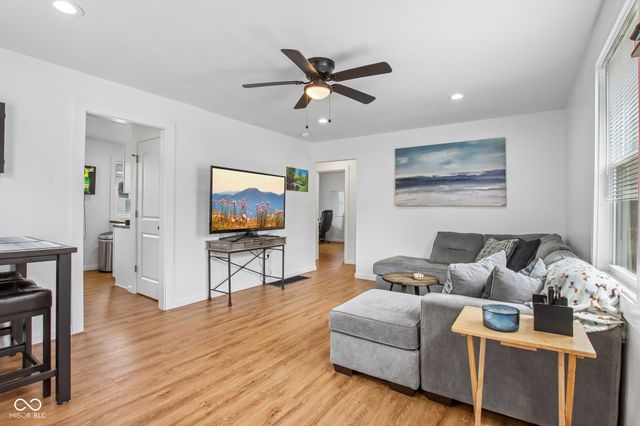 6018 Ivanhoe Street, Indianapolis, IN 46219