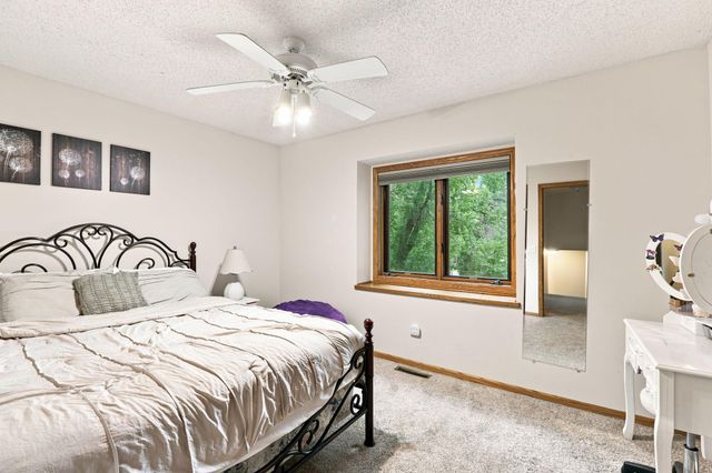1500 93rd Avenue N, Brooklyn Park, MN 55444
