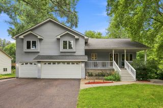 1500 93rd Avenue N, Brooklyn Park, MN 55444