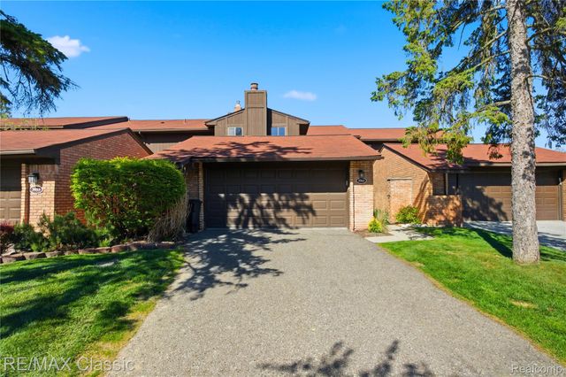 3961 Chablis Street ., West Bloomfield Charter Township, MI 48323