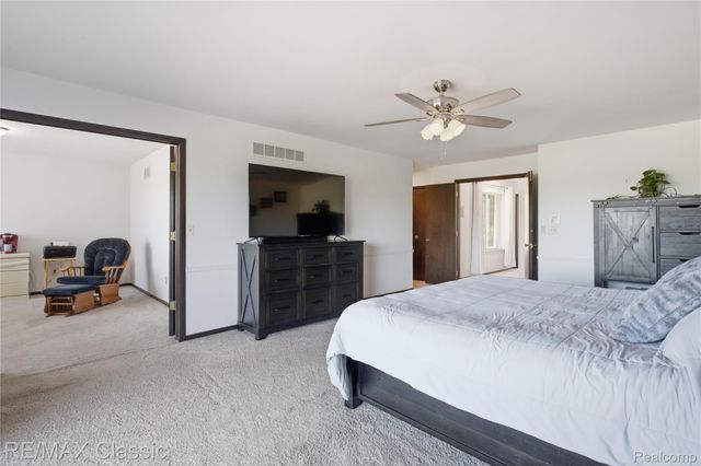 3961 Chablis Street ., West Bloomfield Charter Township, MI 48323