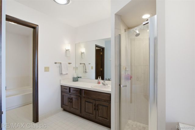 3961 Chablis Street ., West Bloomfield Charter Township, MI 48323