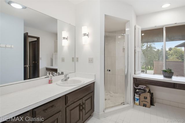 3961 Chablis Street ., West Bloomfield Charter Township, MI 48323