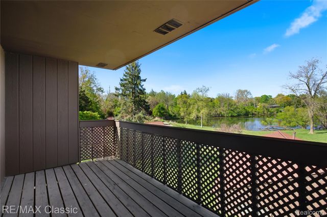 3961 Chablis Street ., West Bloomfield Charter Township, MI 48323