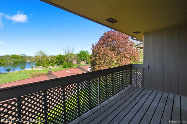 3961 Chablis Street ., West Bloomfield Charter Township, MI 48323