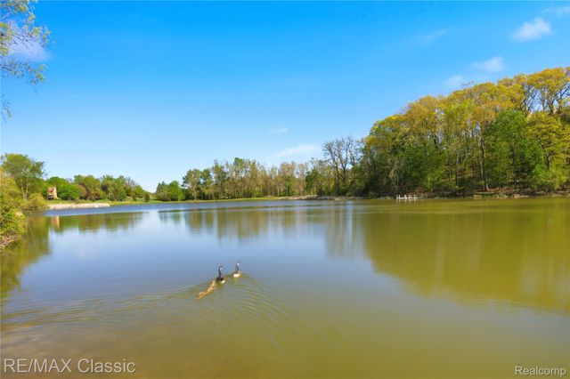 3961 Chablis Street ., West Bloomfield Charter Township, MI 48323