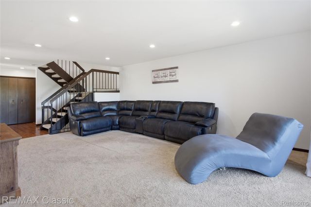 3961 Chablis Street ., West Bloomfield Charter Township, MI 48323