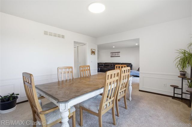 3961 Chablis Street ., West Bloomfield Charter Township, MI 48323