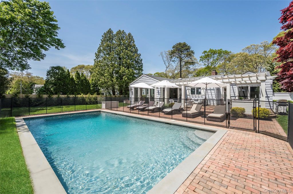 89 South Road, Westhampton Beach, NY 11978