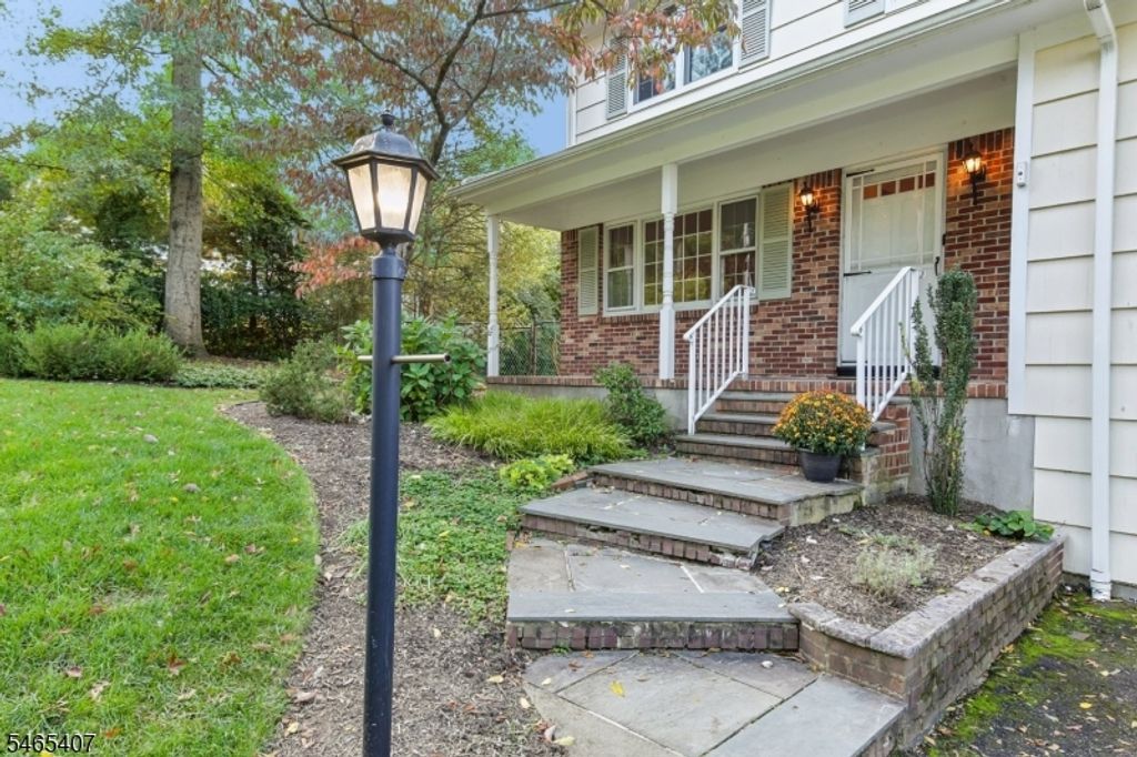 25 Wardle Ave, Berkeley Heights Twp., NJ 07922 — photo 2