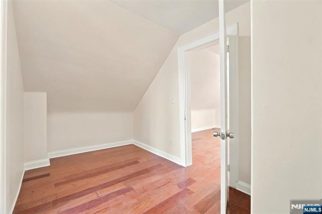 359-361 18th Street, Newark, NJ 07103