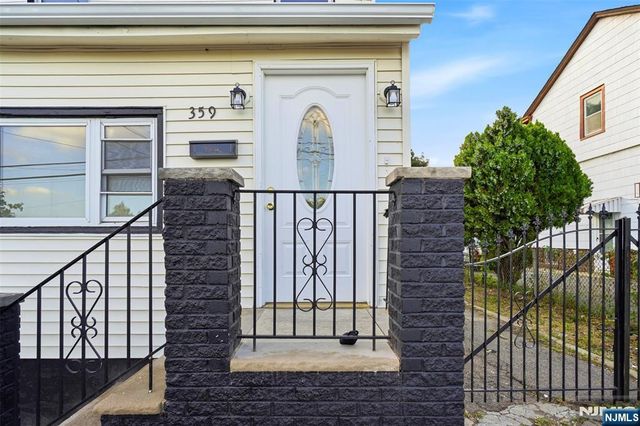 359-361 18th Street, Newark, NJ 07103