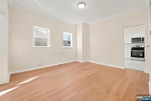 359-361 18th Street, Newark, NJ 07103