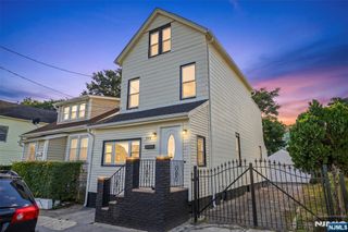 359-361 18th Street, Newark, NJ 07103