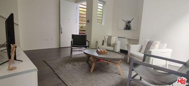 935 N San Vicente Boulevard 1, West Hollywood, CA 90069